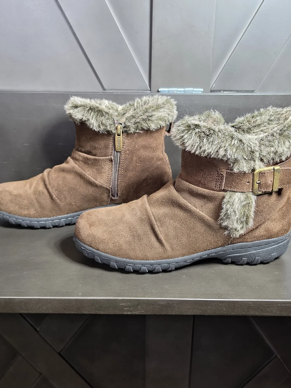 Khombu Brown Leather Suede Ankle Boots Faux Fur Trim Womens 8